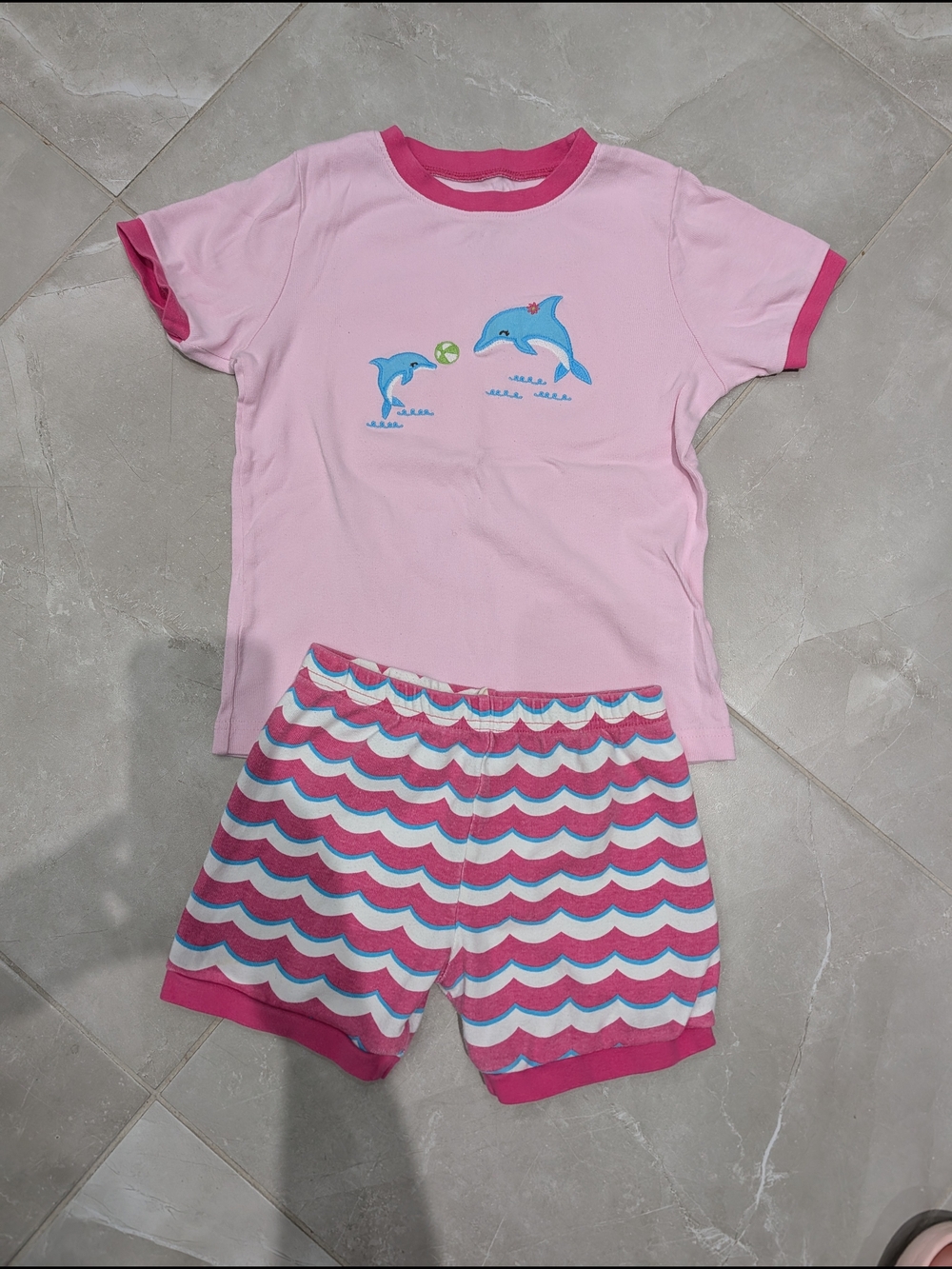 5/$20 Kirkland Signature Dolphin Pajama Set – Girls Size 7